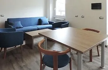 **  Hotel National Zelbio Italy