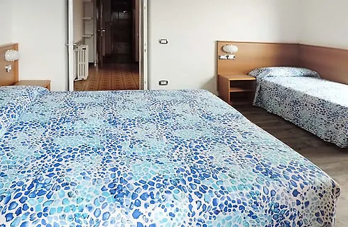Hotel National Zelbio 2*,  Italy